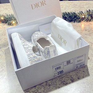 Dior Oblique Embroid